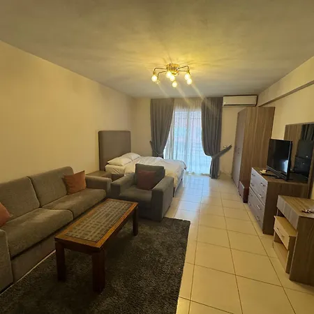 Apartamento Skyview & Tirana