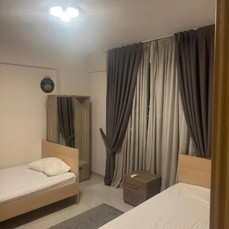 Apartamento Skyview & Tirana