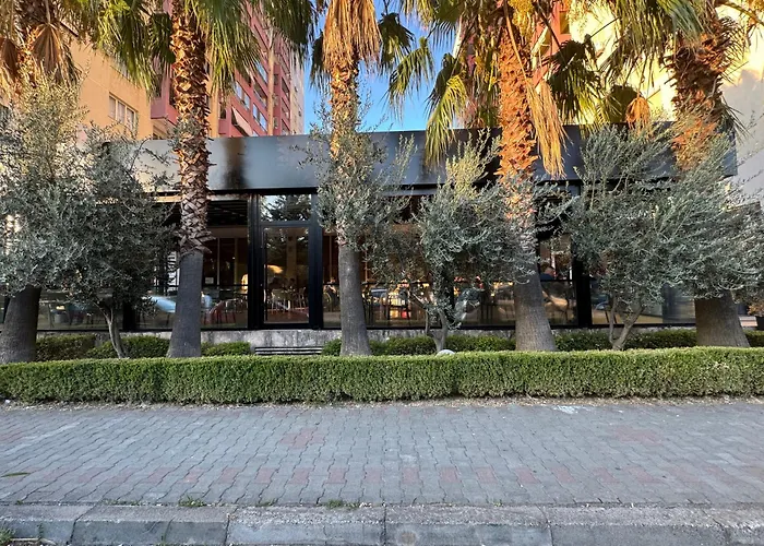 Skyview & Appartement Tirana