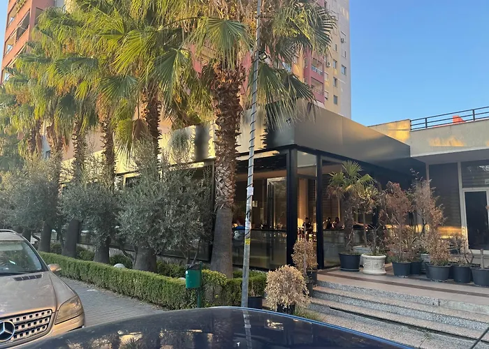 Апартаменты Skyview & *